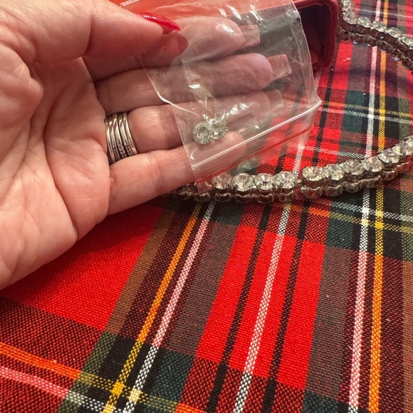 Heart-Shaped Bag with Rhinestone Handle - Picture 6 of 9